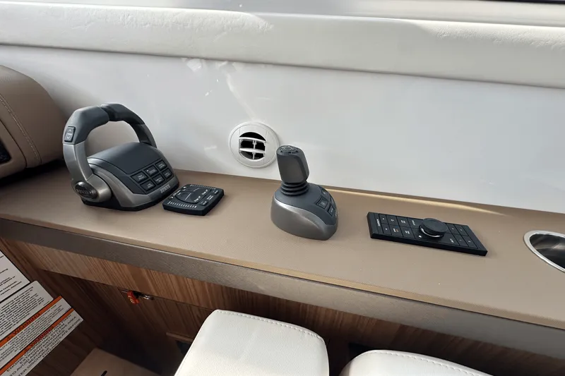 Slide: The Image of Cruisers Yachts 46 Cantius 2025 - 24