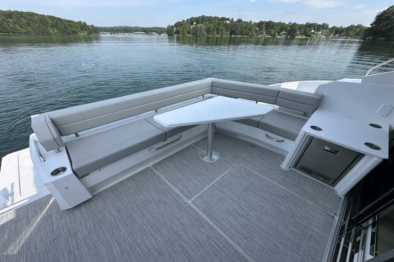 Slide: The Image of Cruisers Yachts 46 Cantius 2025 - 29
