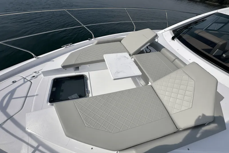 Slide: The Image of Cruisers Yachts 46 Cantius 2025 - 34