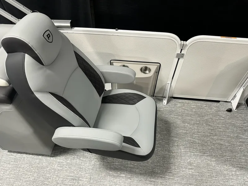 Slide: The Image of Premier 230 SOLARIS 2026 - 52