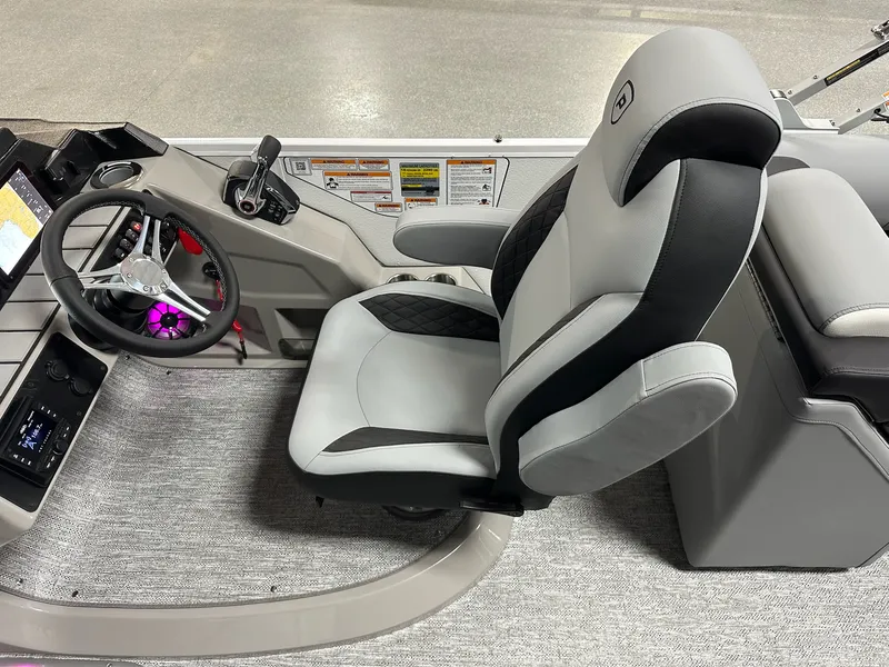 Slide: The Image of Premier 230 SOLARIS 2026 - 60