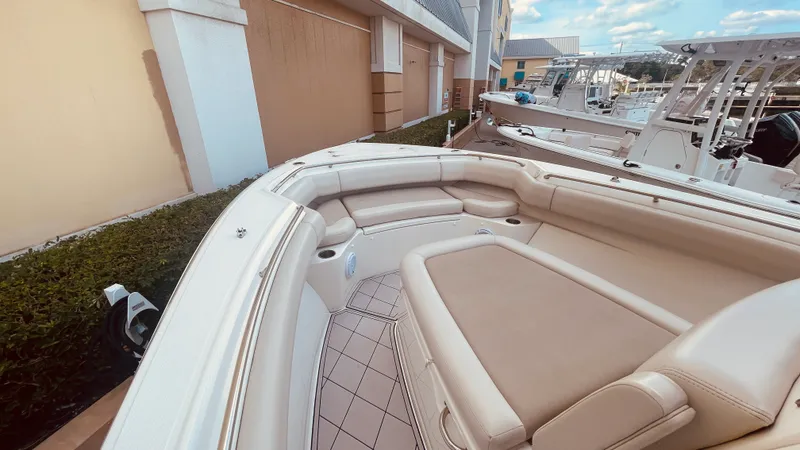 Slide: The Image of Boston Whaler 280 OUTRAGE 2019 - 19