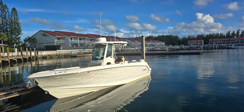 Slide: The Image of Boston Whaler 280 OUTRAGE 2019 - 2