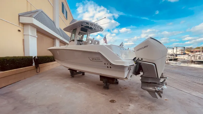 Slide: The Image of Boston Whaler 280 OUTRAGE 2019 - 4