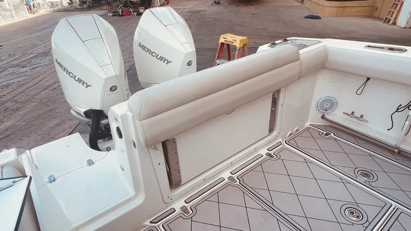Slide: The Image of Boston Whaler 280 OUTRAGE 2019 - 47