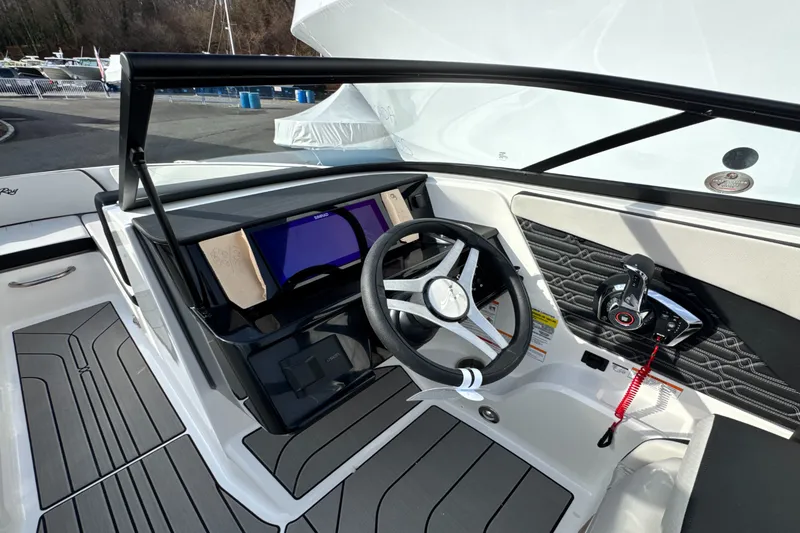 Slide: The Image of Sea Ray SPX 210 Outboard 2026 - 27