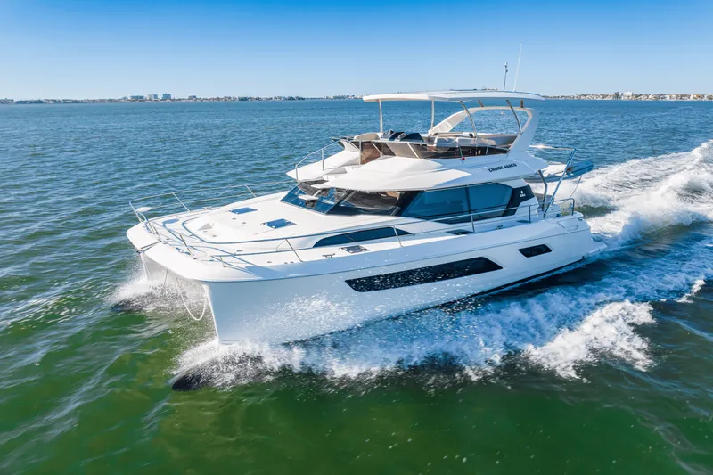 Slide: The Image of Aquila 44 2019 - 11