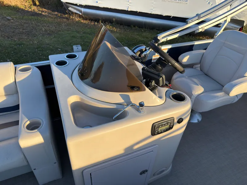 Slide: The Image of Starcraft STARDECK 236 2015 - 11