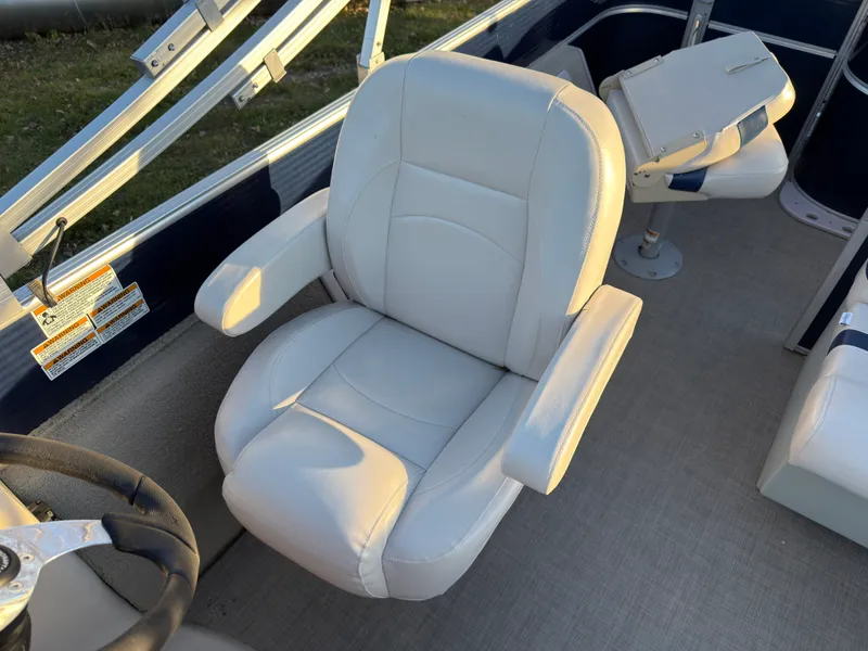 Slide: The Image of Starcraft STARDECK 236 2015 - 14