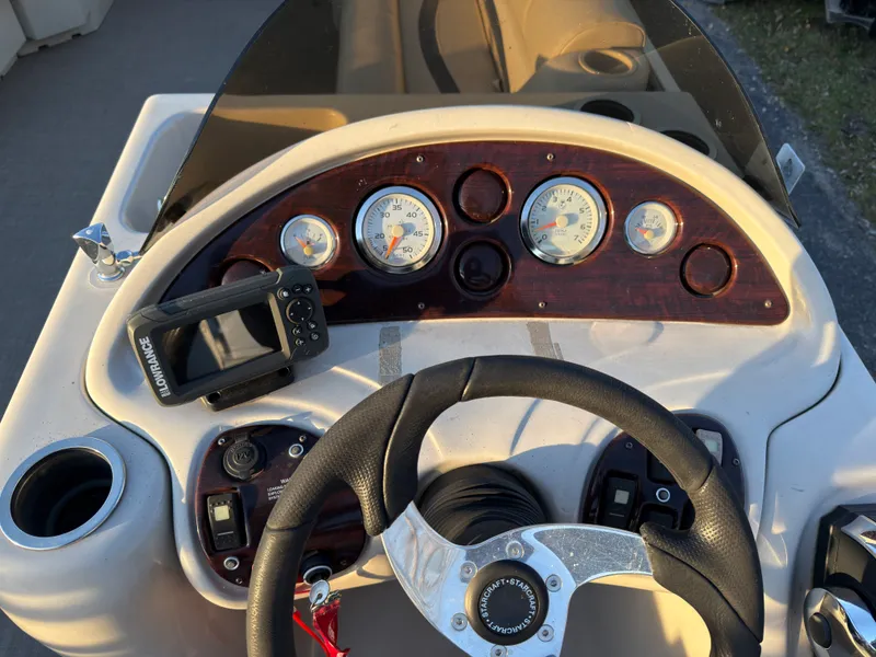 Slide: The Image of Starcraft STARDECK 236 2015 - 17