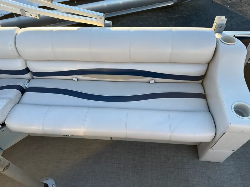 Slide: The Image of Starcraft STARDECK 236 2015 - 18