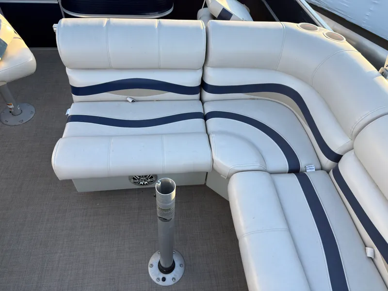 Slide: The Image of Starcraft STARDECK 236 2015 - 19