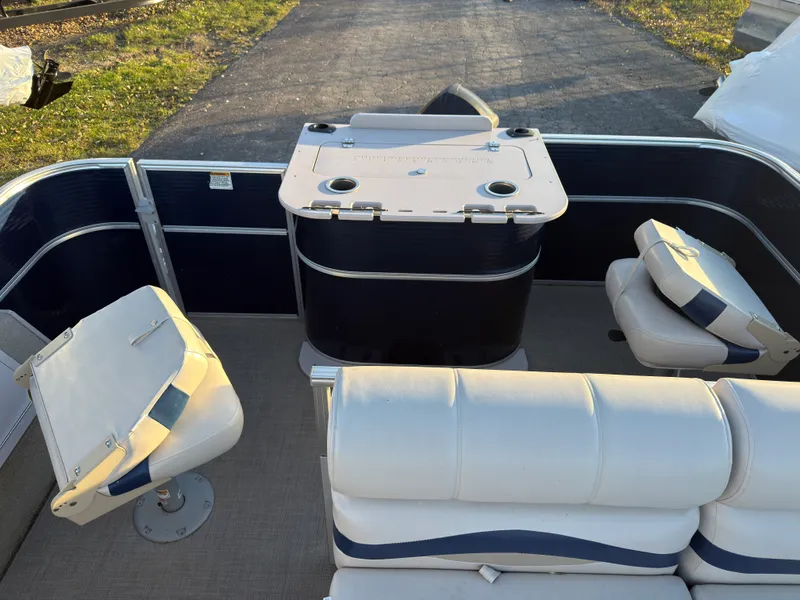 Slide: The Image of Starcraft STARDECK 236 2015 - 20