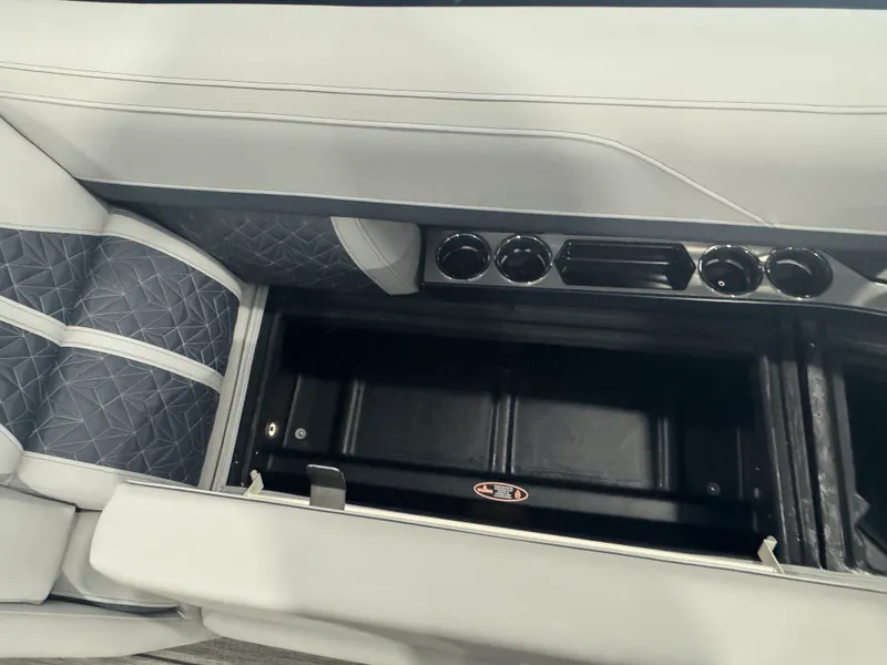 Slide: The Image of Harris 270GM 2026 - 31