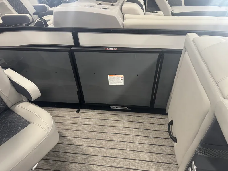 Slide: The Image of Harris 270GM 2026 - 36