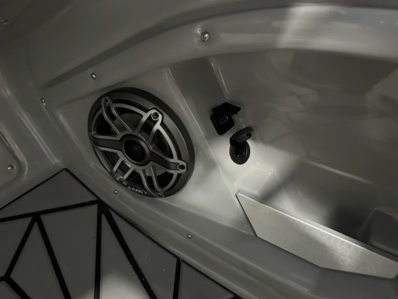 Slide: The Image of Harris 270GM 2026 - 43