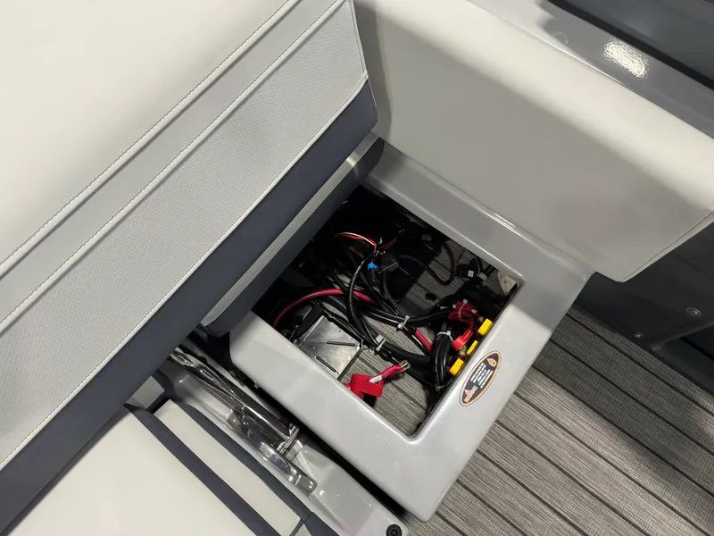 Slide: The Image of Harris 270GM 2026 - 50