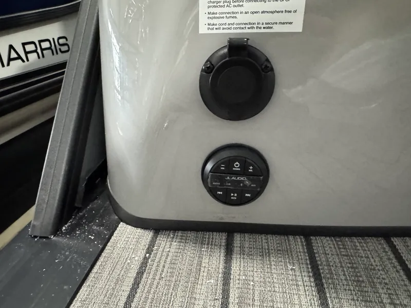 Slide: The Image of Harris 270GM 2026 - 61