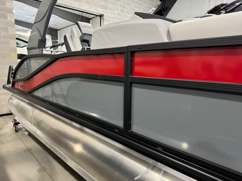 Slide: The Image of Harris GRAND MARINER 270 2026 - 3