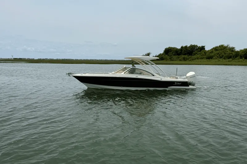 Slide: The Image of Scout 240 Dorado 2025 - 4