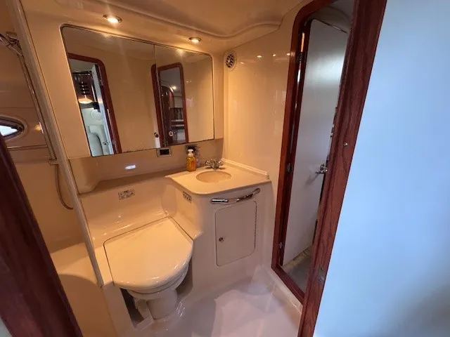 Slide: The Image of Sea Ray 460 SUNDANCER 2002 - 19