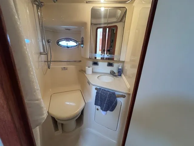 Slide: The Image of Sea Ray 460 SUNDANCER 2002 - 28