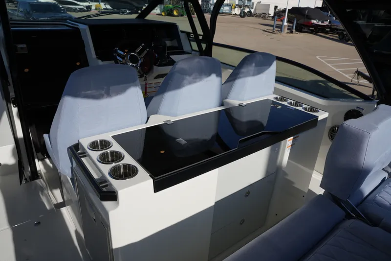 Slide: The Image of Saxdor 320 GTO 2026 - 16