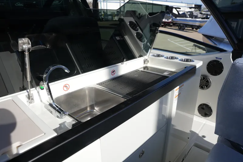 Slide: The Image of Saxdor 320 GTO 2026 - 20