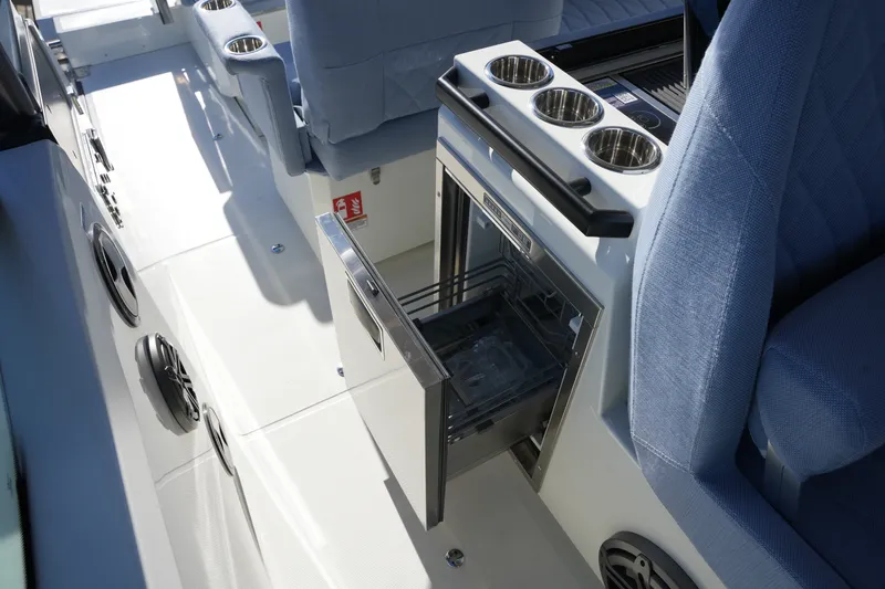 Slide: The Image of Saxdor 320 GTO 2026 - 23