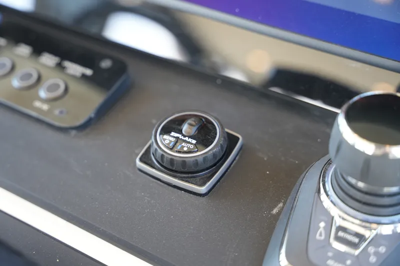 Slide: The Image of Saxdor 320 GTO 2026 - 30