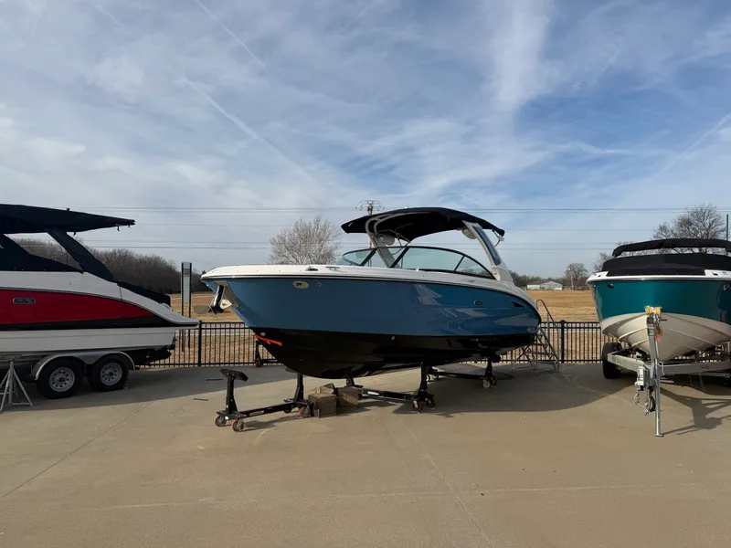 The Image of Sea Ray SDX 270 2026 - 0