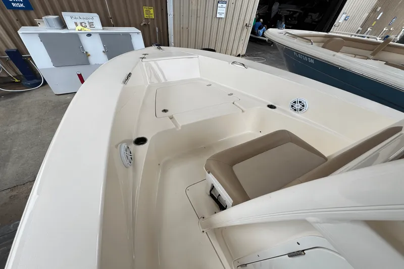 Slide: The Image of Scout 195 SF 2021 - 32