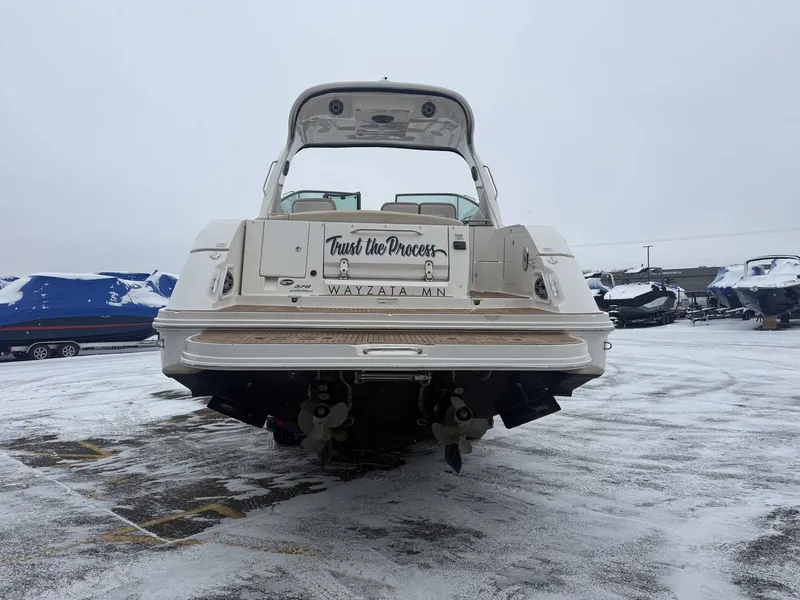 Slide: The Image of Sea Ray 37 SUNDANCER 2012 - 3