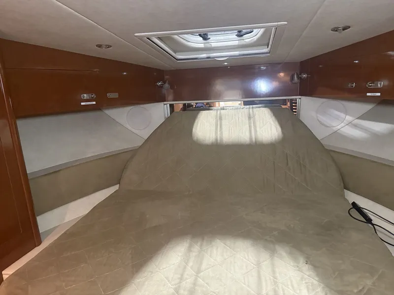 Slide: The Image of Sea Ray 37 SUNDANCER 2012 - 40