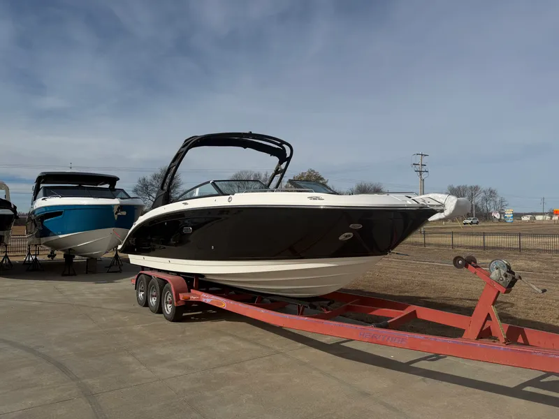 The Image of Sea Ray SDX 290 2026 - 0