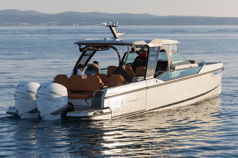 Slide: The Image of Saxdor 320 GTO 2026 - 44