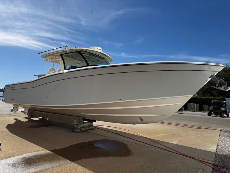 Slide: The Image of Grady-White 386 CANYON 2026 - 1