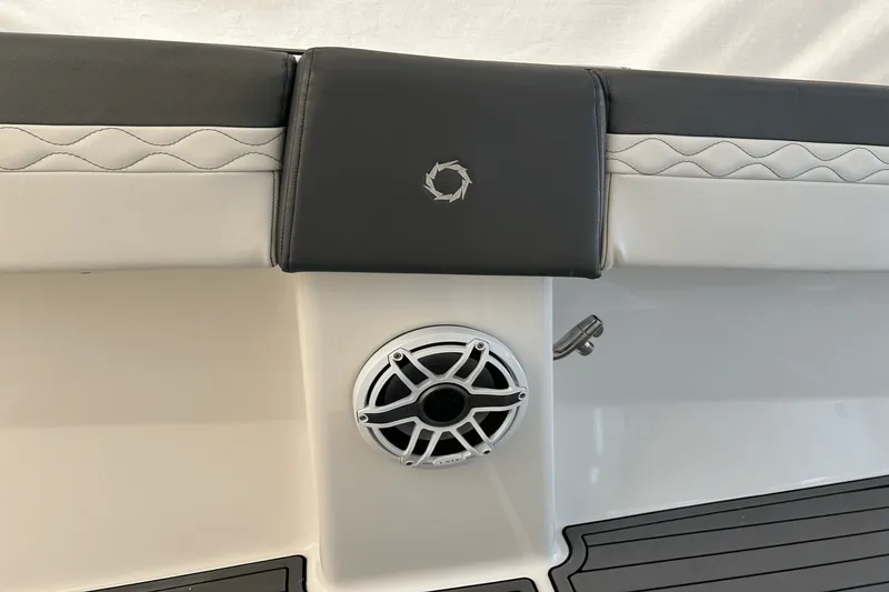 Slide: The Image of Fountain 39 NX 2020 - 16