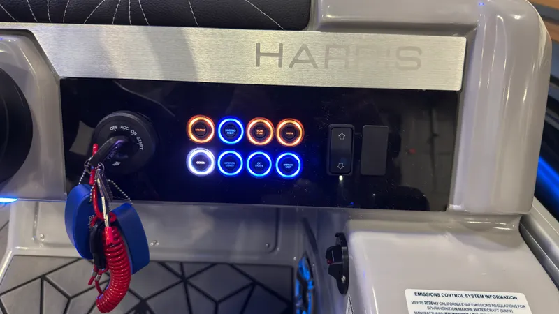 Slide: The Image of Harris 230 Grand Mariner 2026 - 29