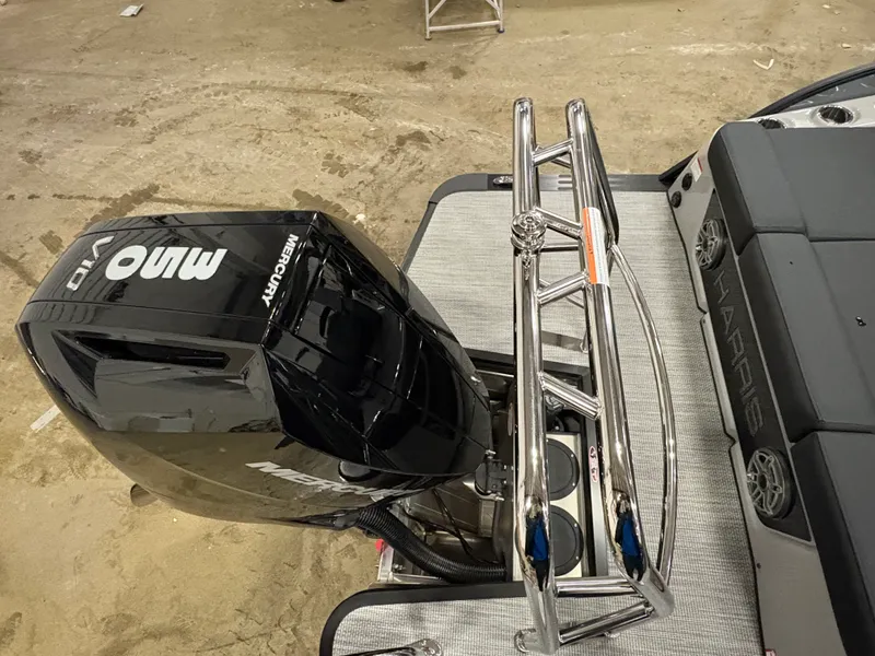 Slide: The Image of Harris 230 Grand Mariner 2026 - 12