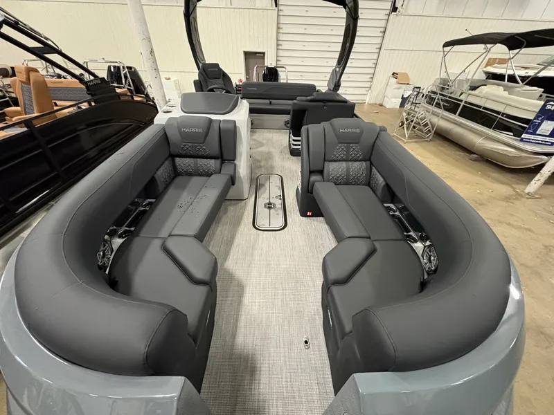 Slide: The Image of Harris 230 Grand Mariner 2026 - 2