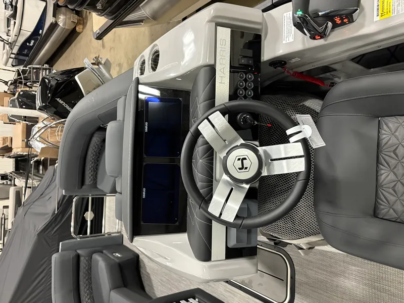 Slide: The Image of Harris 230 Grand Mariner 2026 - 5