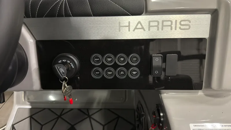 Slide: The Image of Harris 230 Grand Mariner 2026 - 23