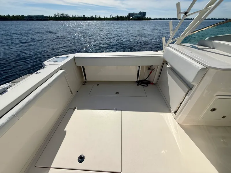 Slide: The Image of Cobia 330 DUAL CONSOLE 2022 - 25