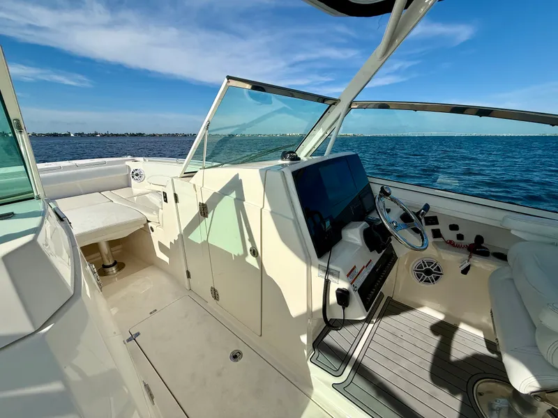 Slide: The Image of Cobia 330 DUAL CONSOLE 2022 - 47