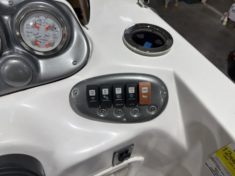 Slide: The Image of Starcraft 2000 LIMITED 2014 - 15