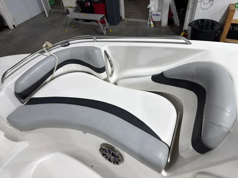 Slide: The Image of Starcraft 2000 LIMITED 2014 - 23