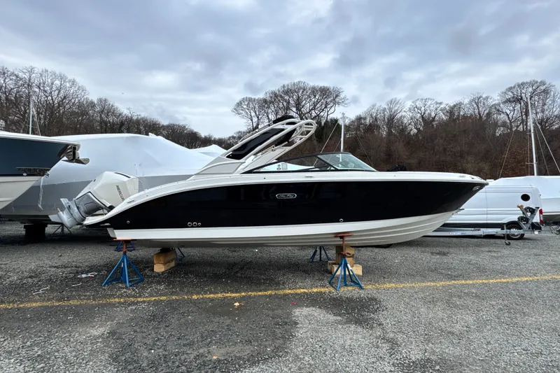 The Image of Sea Ray SDX 250 Outboard 2026 - 0