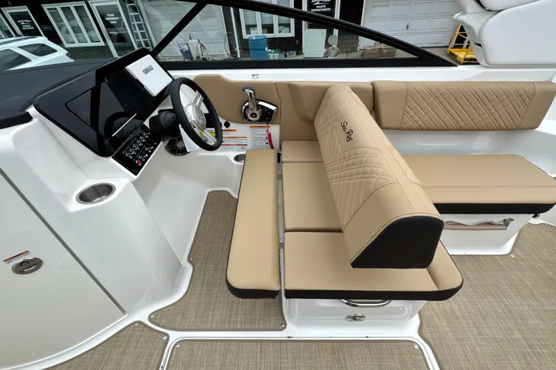Slide: The Image of Sea Ray SDX 250 Outboard 2026 - 24