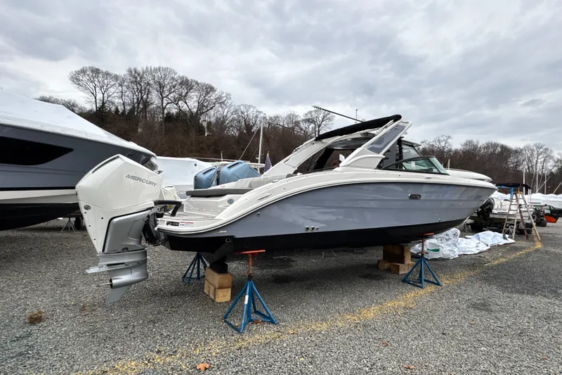 Slide: The Image of Sea Ray SDX 270 Outboard 2026 - 2